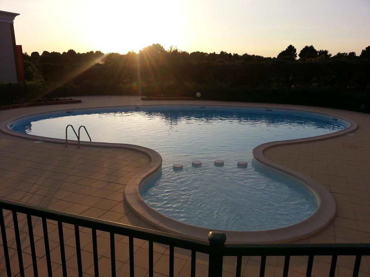 Maison Proche Golf Plage Et Piscine A Pornic Exterior photo